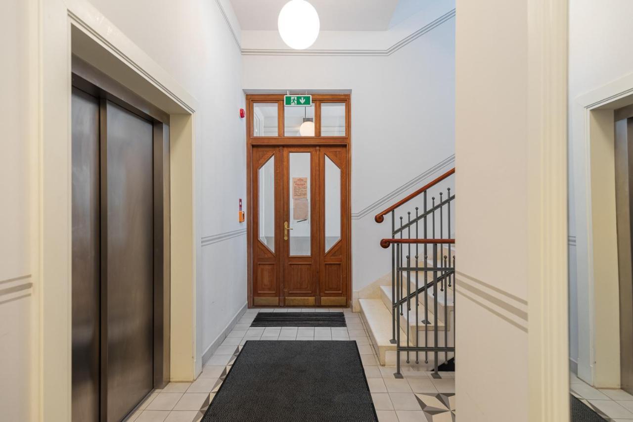 Rent Like Home - Targowa 21 Warsaw Luaran gambar